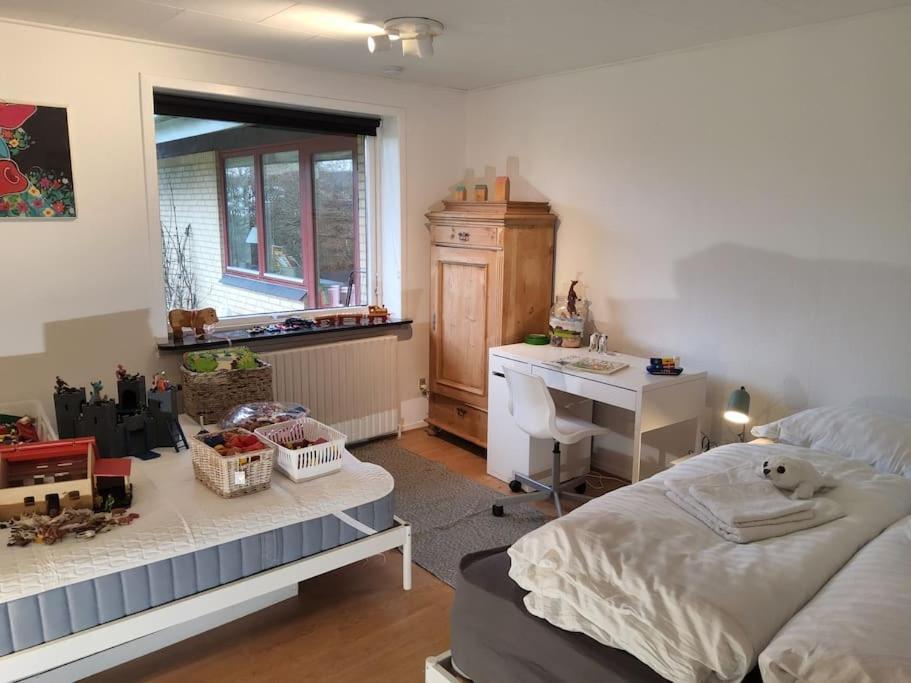 Family Friendly Apt B, 900M To Lego House, Parking, Legoland, Lalandia Биллунн Экстерьер фото